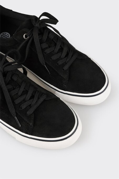 کتانی (اسنیکرز) مردانه اله