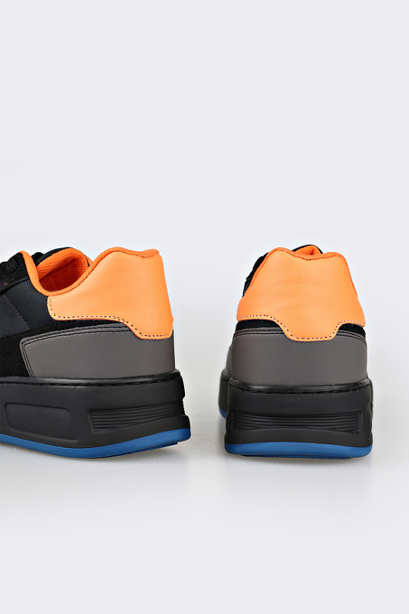 کتانی (اسنیکرز) زنانه اله