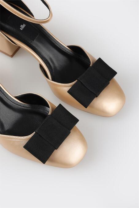 کفش پاشنه بلند زنانه اله