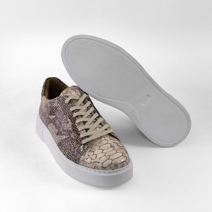 کتانی (اسنیکرز) زنانه منط