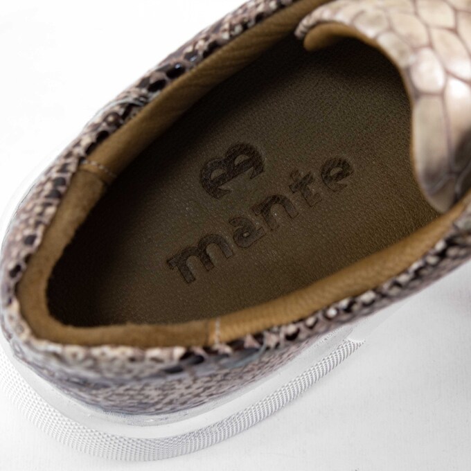 کتانی (اسنیکرز) زنانه منط