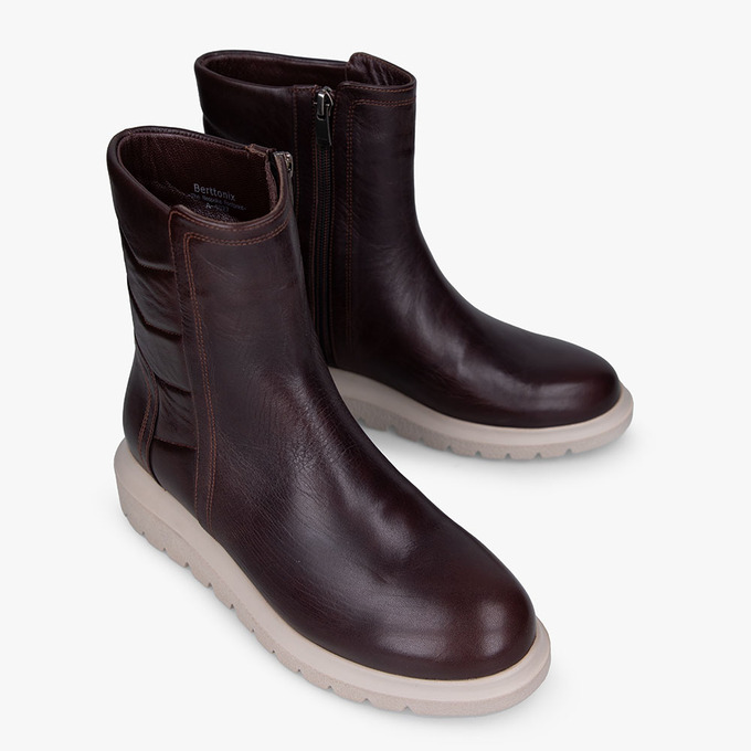 بوت زنانه برتونیکس