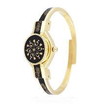 ساعت مچی آنالوگ زنانه اندره موشه