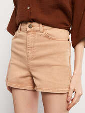 شلوارک کرم شلوارک زنانه ال سی وایکیکی